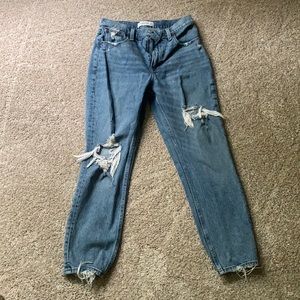 Abercrombie & Fitch High Rise Mom Jeans
